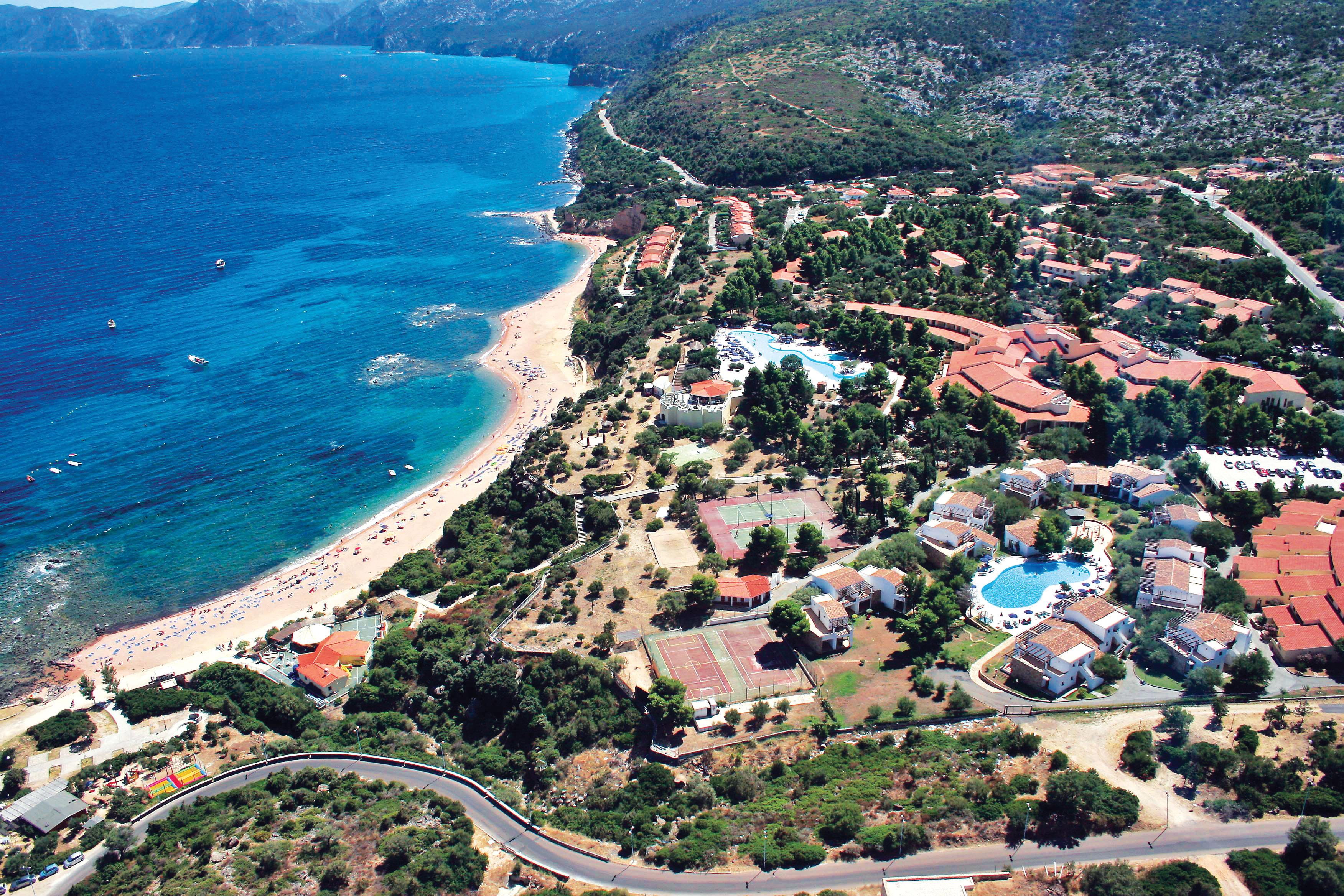 Club Esse Palmasera Hotel