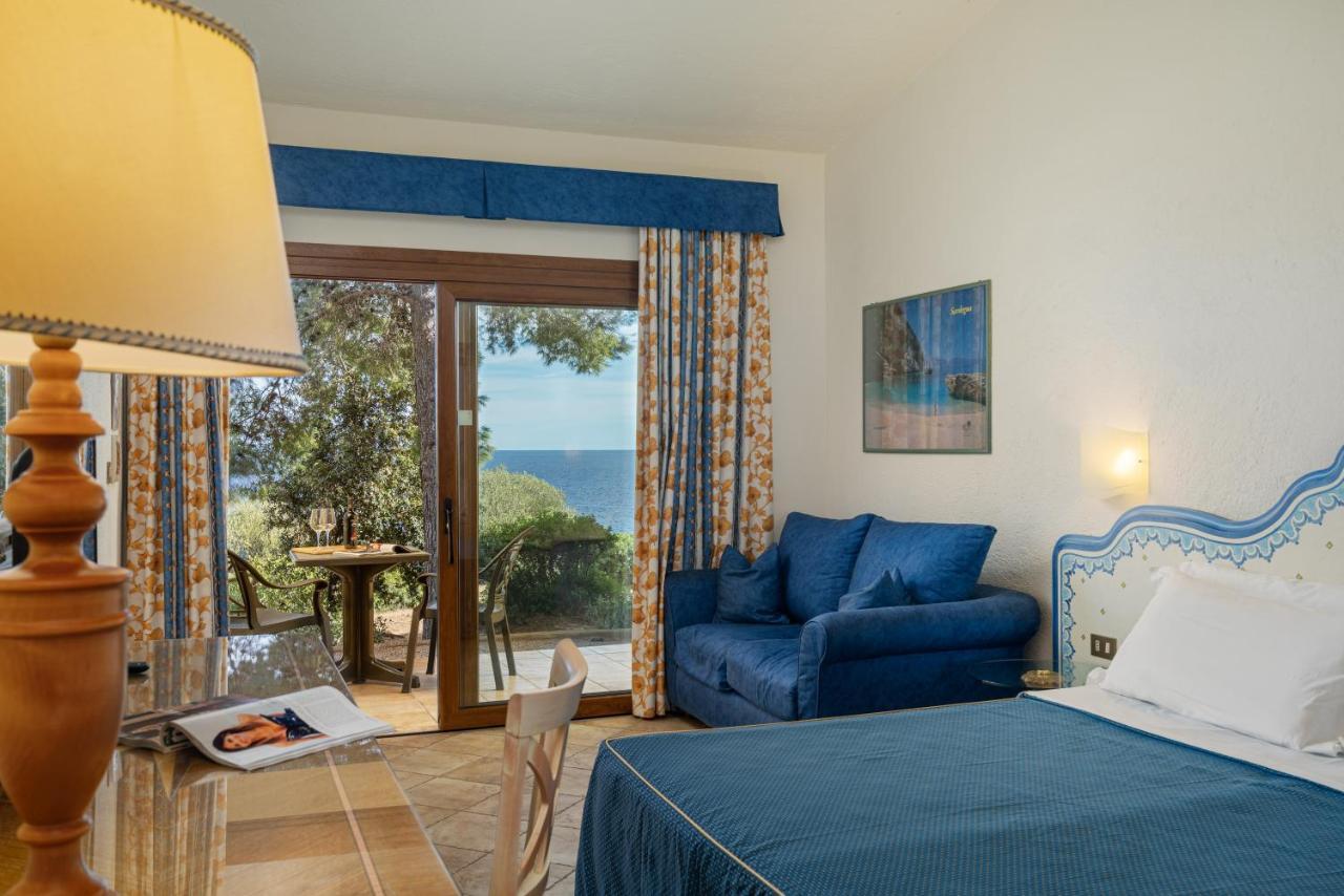Club Esse Palmasera Hotel 4*