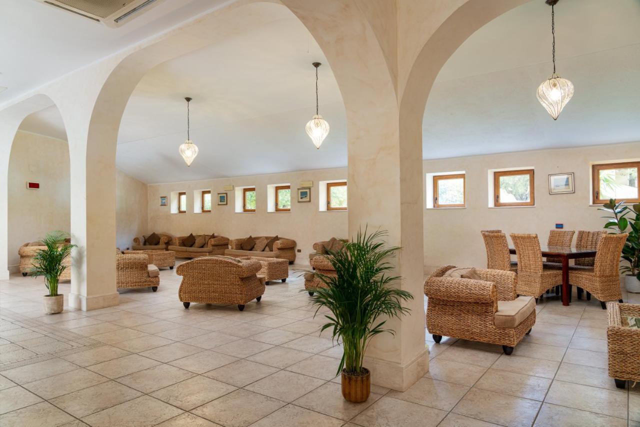Hotel Club Esse Palmasera 4*